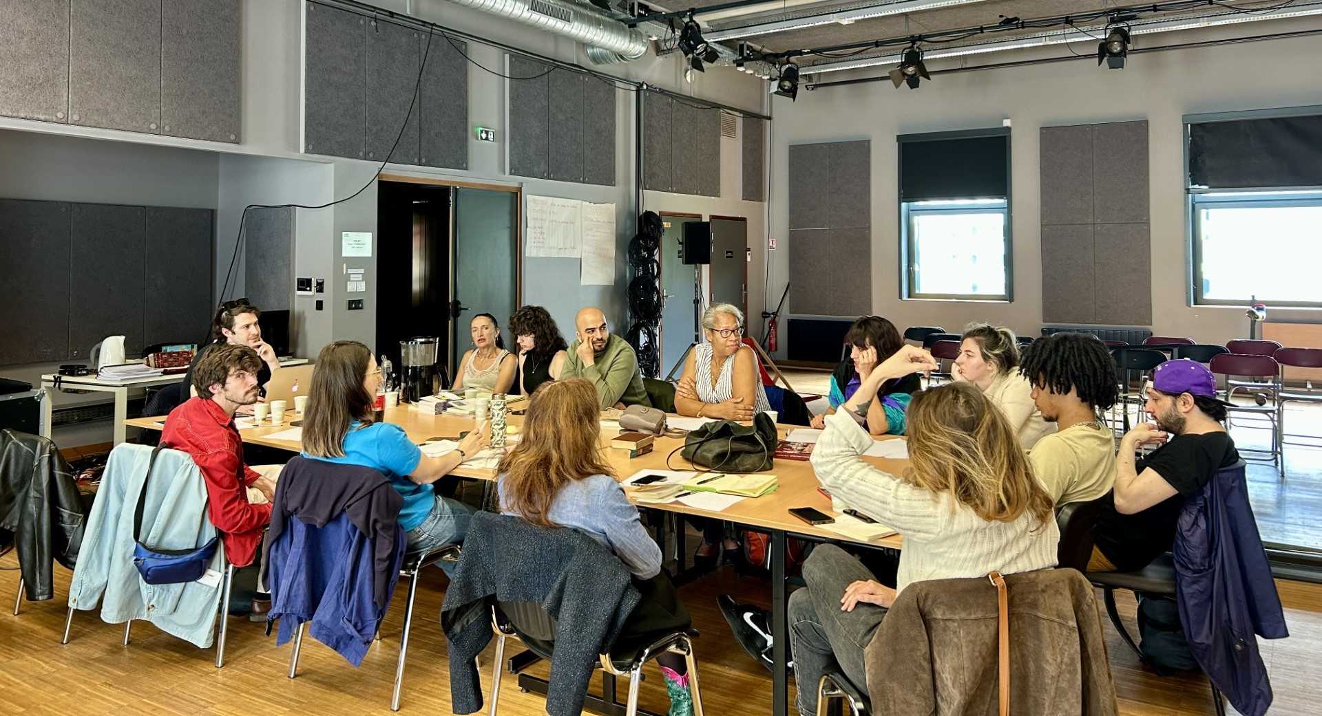 Atelier d'écriture mené par Valérian Guillaume avec Belleville Citoyenne